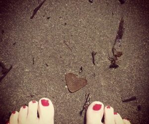 Grounding: energy detox & red and orange artwork