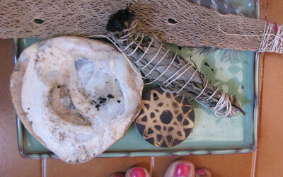 How to make your own smudge stick from herbs